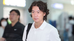 축구협회 "홍명보 감독 선임에 특혜 없어&hellip;국내파 사령탑 1순위"