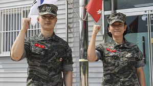 순찰 도중 길에서 쓰러진 80대 주민 구조한 해병대원