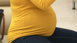 "임신 중 초미세먼지 노출 시 태반 손상&middot;태아에 악영향"