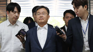 검, "김만배 '이재명 캠프서 연락&hellip;그분 아니라고 정리해' 지시"