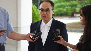 검찰총장, 김여사 조사에 "원칙 안 지켜져&hellip;국민께 깊이 사과"