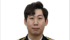 비행기서 의식 없는 환자 구한 구급대원 "환자 건강해 보람"