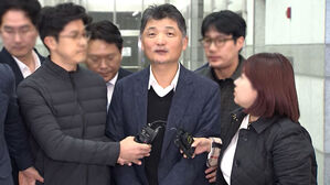 'SM 시세조종' 카카오 김범수 오늘 영장심사&hellip;'구속 기로'