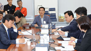 야당, '노란봉투법' 환노위 단독 처리&hellip;국민의힘 퇴장