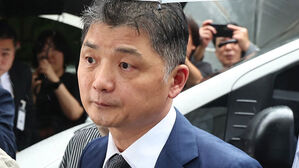 'SM 시세조종 의혹' 카카오 김범수 구속기로