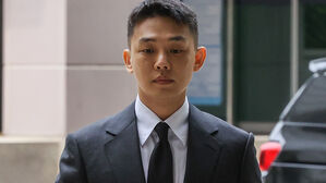 경찰, '동성 성폭행 혐의' 배우 유아인 불송치