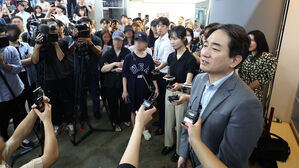 위메프 대표 "환불자금 충분히 준비&hellip;미정산금은 큐텐서 확보 중"