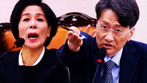 [영상] "겁박 받았대요" "그분 저한테 돌진하다 제지 당했어요!"&hellip;청문회 마이크 안 놓자 '퇴장 조치' 무슨 일?