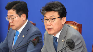 진성준 "금투세 예정대로 시행, 이재명도 공감&hellip;일부 손질 필요"