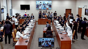 '윤 대통령 탄핵청원' 2차 청문회&hellip;김 여사 불참