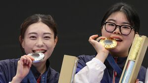 벌써 금1 &middot; 은2&hellip;한국 사격, 역대 최고 성적 보인다