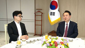 윤 대통령 "한 대표 사람 만들라"&hellip;한동훈 "걱정 없게 잘 하겠다"
