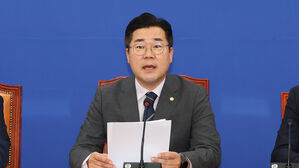 박찬대 "한동훈, 간첩죄 거짓말&hellip;야당 탓 말고 안보무능 성찰해야"