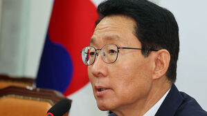 당정, '과충전 방지&middot;배터리 이력' 전기차 안전대책 이달 발표