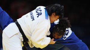 [올림픽] "매트 위의 벽입니다"&hellip;김하윤, 8강 진출 (유도 여자 +78kg급 16강)