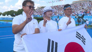 [올림픽] 금메달 획득!&hellip;김우진-임시현 6대 0 '완승' (양궁 혼성 단체전 결승)