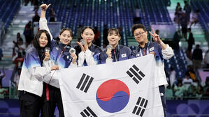 [올림픽] "남자는 어펜저스, 여자는?"&hellip;전은혜 "저희도 별명 지어주세요" 웃음 (공식 인터뷰)