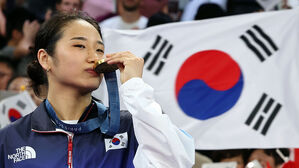 안세영 "부상에 안일했던 대표팀 실망&hellip;은퇴, 곡해 말아달라"