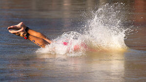 [올림픽] 논란의 트라이애슬론 종료&hellip;선수들 "센강 스트레스" 호소