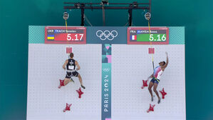 [올림픽] "0.01초의 박빙 승부"&hellip;바사 마웸이 가져간 승기 (스포츠클라이밍 남자 스피드 예선)