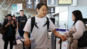 안세영 "회견 전 딱 기다리라고만&hellip;한국서 다 얘기할 것"