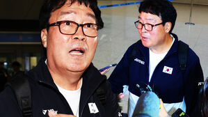 [영상] 배드민턴협회장 "안세영과 갈등 없어요, 협회가 다 잘하고 있다 볼 순 없으니까"&hellip;다급히 귀국해 꺼낸 말