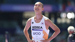 우상혁, 예선 공동 3위&hellip;한국 육상 트랙&필드 최초 2연속 결선행