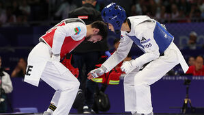 '태권도 금' 박태준 "절뚝인 상대에 최선 다하는 게 예의"