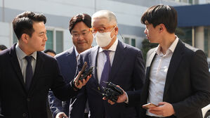 '장남 회사 부당 지원 혐의' 삼표 회장 불구속 기소