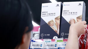 코로나19 환자 4주간 6배로 폭증&hellip;입원 환자 65%는 65세 이상