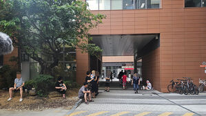 폭염 속 부산 아파트 23시간째 정전&hellip;주민 298가구 불편