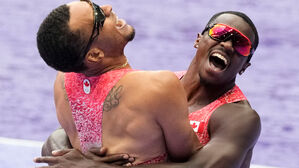 [올림픽] '마지막 한발까지!' 캐나다 금메달&hellip;미국은 실격 (육상 남자 400m 계주 결승전)