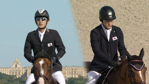 [올림픽] 가뿐히 뛰었지만 뒷발이 '쿵'&hellip;전웅태 4위 &middot; 서창완 10위 (근대 5종 남자 결승 승마)