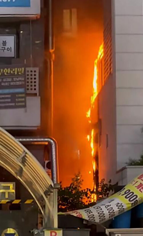 남양주 다산동 상가건물 불 (사진=독자 제공, 연합뉴스)