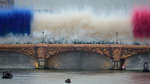 [올림픽] 외신 "축제 부활"&hellip;마크롱엔 '파티 끝났다'