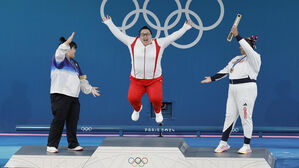 [올림픽] 금메달 40개 딴 중국&hellip;"미국과 어깨 나란히 해" 환호