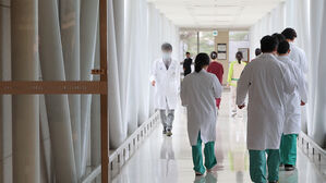 증원된 9개 국립대 의대 "향후 6년간 교수 2천363명 추가 필요"