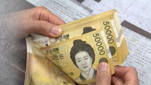 아동수당 사용처 봤더니&hellip;"자녀 의류비&middot;문화비 지출 늘어"