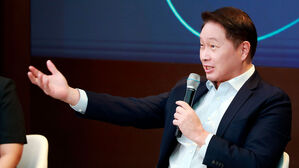 최태원, 다음 달 5일 한동훈&middot;이재명 만난다&hellip;경제 현안 논의