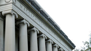 미 MIT, 트럼프 정부 '대학 지원금 협약' 서명 요구 첫 거부