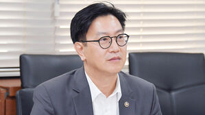 정부 "8&middot;8 공급대책 후속입법 속도&hellip;다음 달 제&middot;개정안 발의"