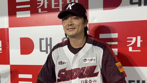 이형종, 8회 2타점 결승타&hellip;키움, 4년 만에 LG전 우위 확보