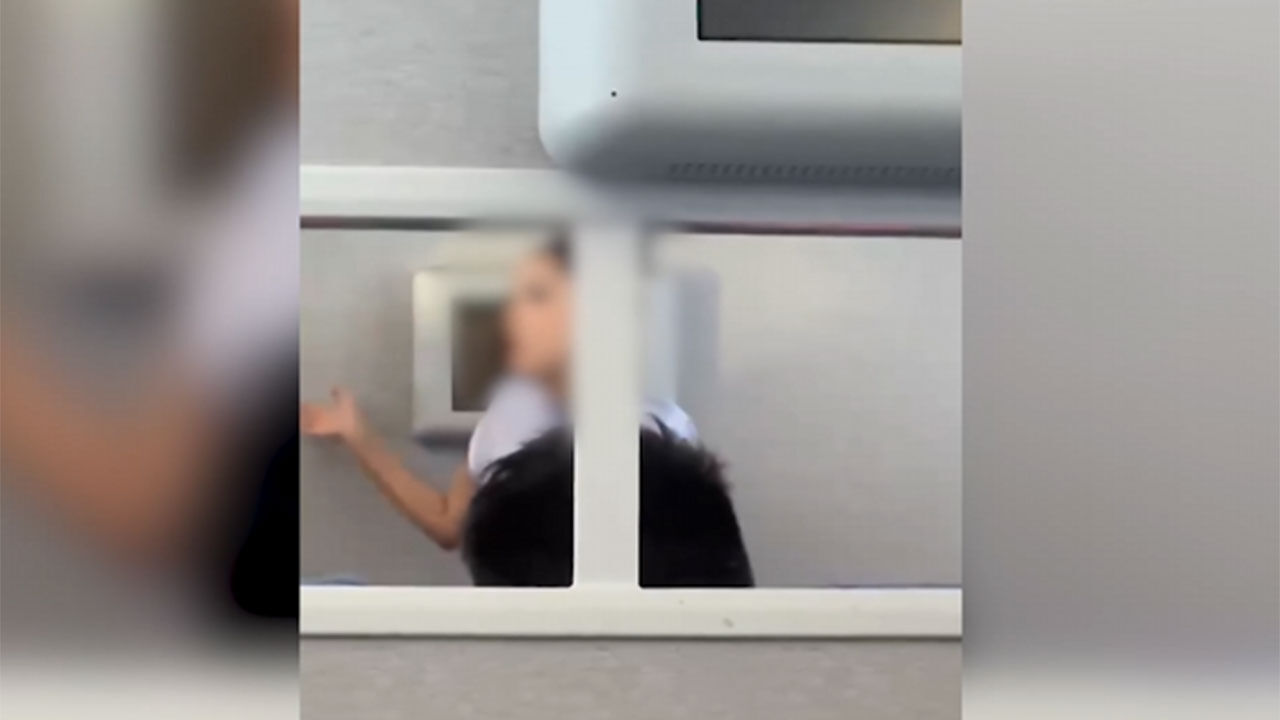 일등석에 앉겠다고 기내 난동부린 여성
