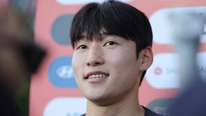 배준호, 핸드볼 반칙으로 골 취소&hellip;스토크시티, QPR과 1대 1 비겨