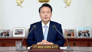 윤 대통령 "경제 확실히 살아나는 중…앞으로 더 크게 도약"