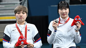 [패럴림픽] 탁구 여자복식 서수연-윤지유, 중국에 져 은메달