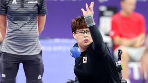 보치아 정소영, 12년 만에 선 시상대&hellip;개인전 은메달