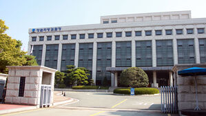 검찰, '공천 개입 의혹' 지상욱 전 여의도연구원장 조사