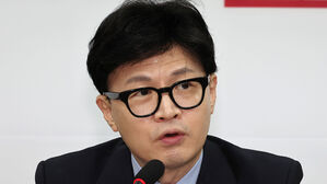 한동훈, 이재명 '계엄령 준비' 주장에 "사실 아니면 국기문란"