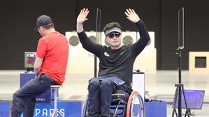 댄서 &middot; 무술가 꿈꾸던 김정남, 25m 권총 동메달